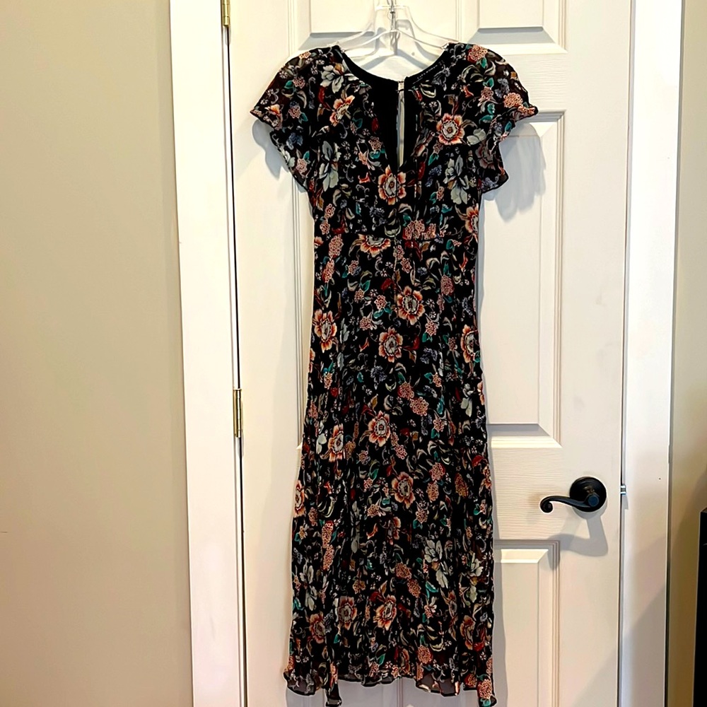 Feminine Zara dress